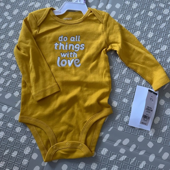 NWT Carter’s Onesie - Picture 1 of 2